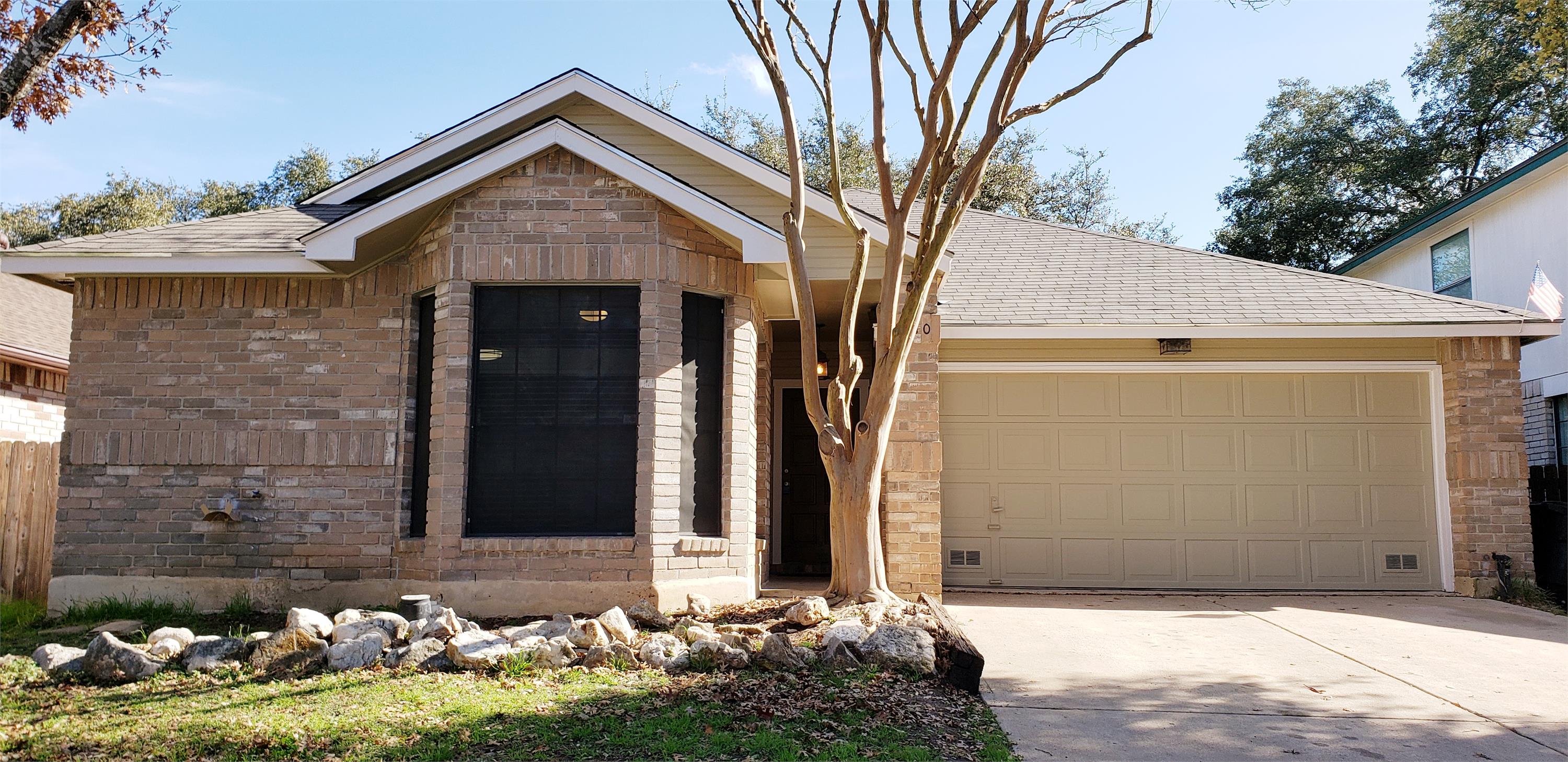 9210 Fishers Hill San Antonio, TX 78240