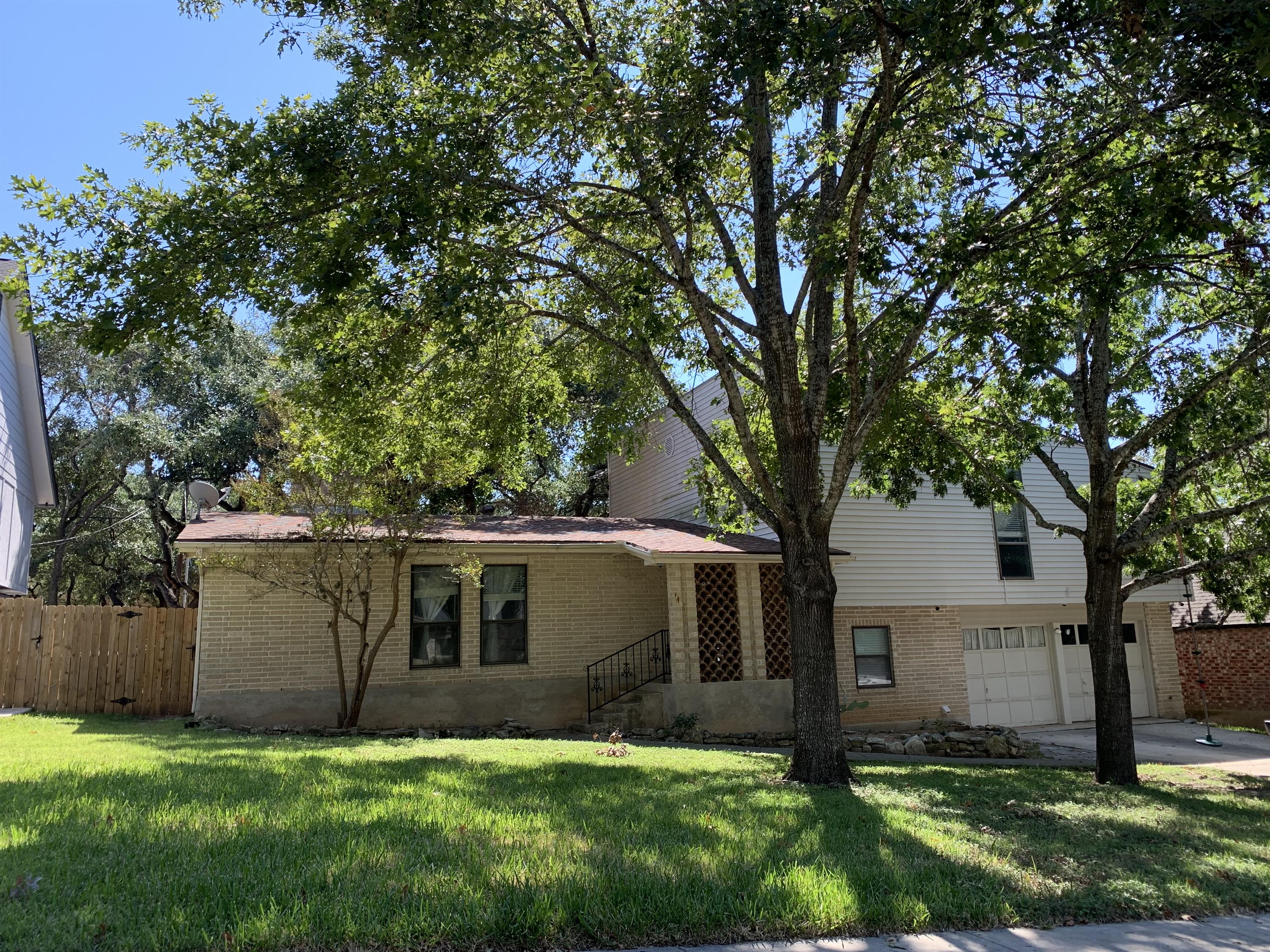 12510 Chateau Forest Lane