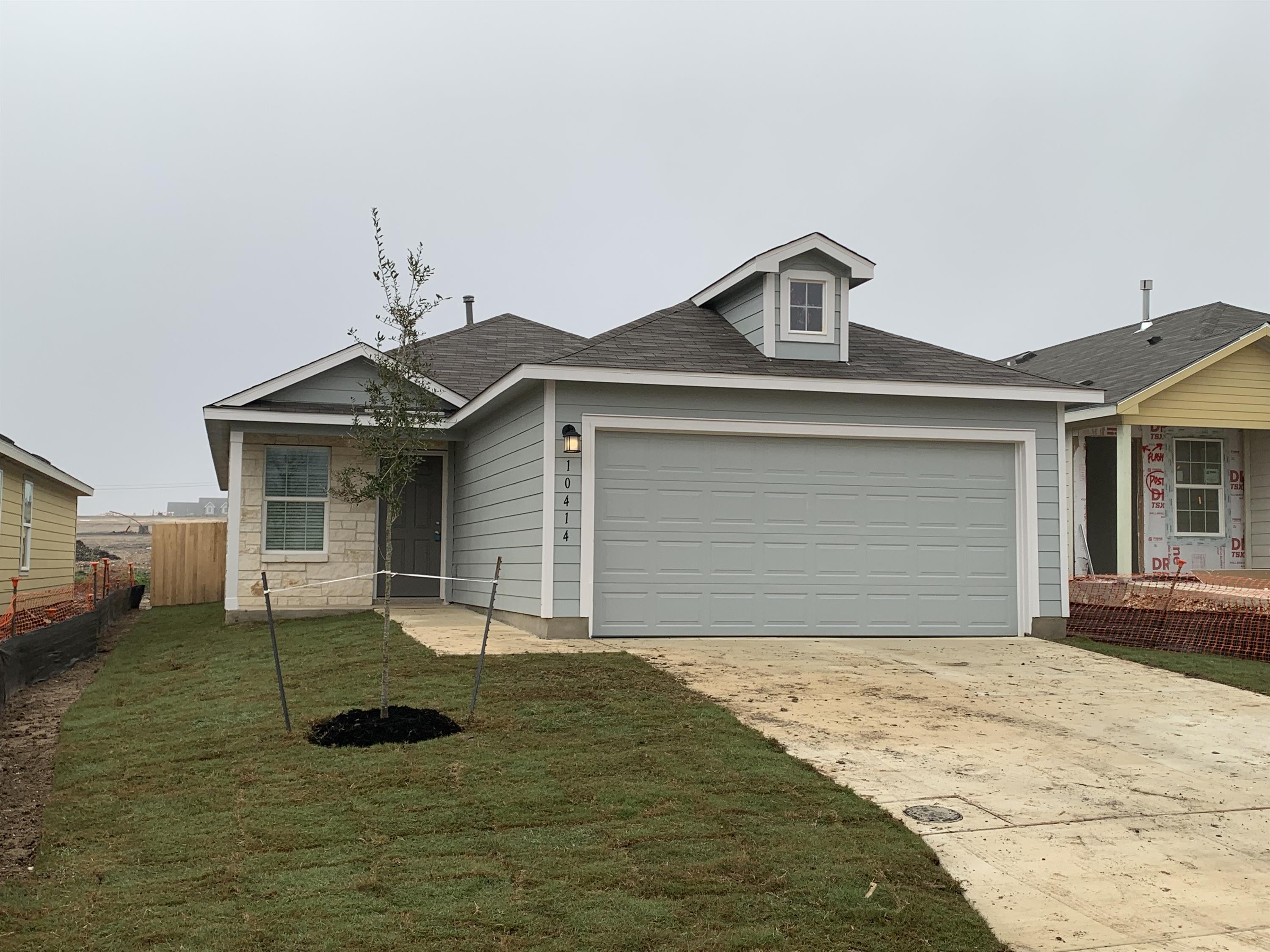 10414 Seguin Chase